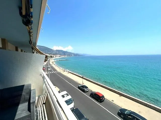 Studio Avec Vue Imprenable Sur La Mer Menton